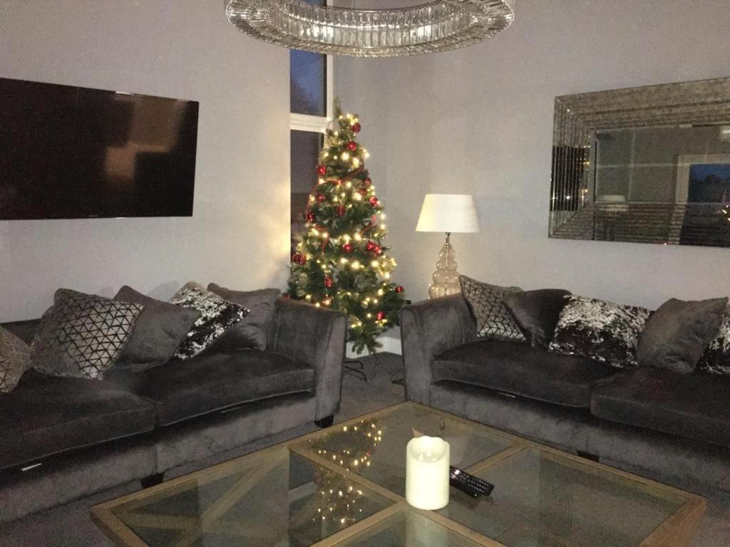 River Views,Kinsale, Hosted By Exquisite Holiday Homes, Sleeps 26 Cork Exterior foto